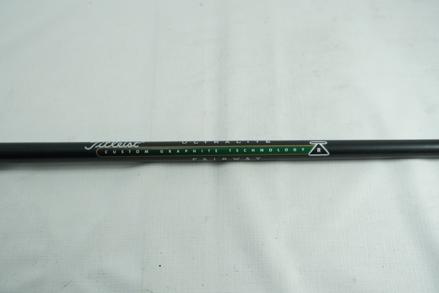 Titleist 975F 5 Wood 18.5° / Regular Flex Graphite Shaft / New Grip