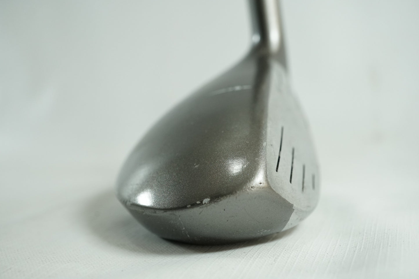 Wilson X31 4 Hybrid / Ladies Flex Graphite Shaft / New Grip