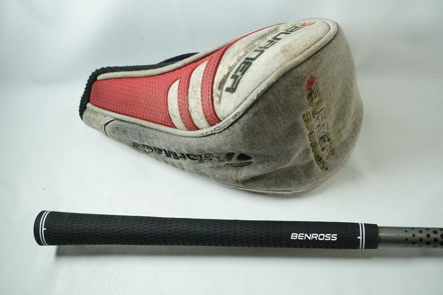 Taylormade Burner Superfast Driver HT / Regular Flex Graphite Shaft / New Grip
