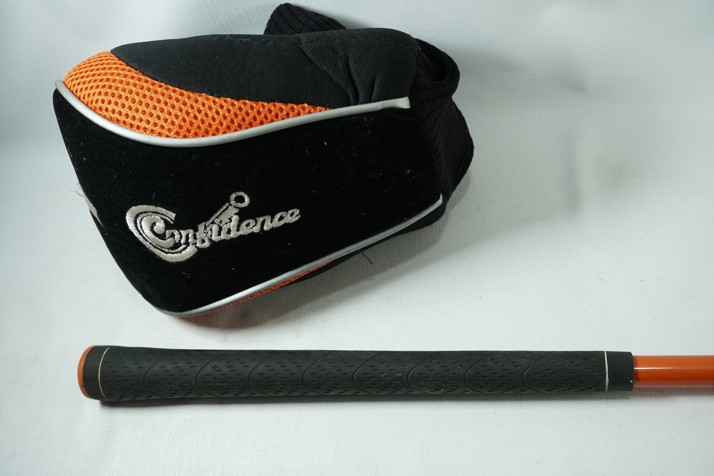 Confidence HQ7 Driver 10.5° / Regular Flex Graphite Shaft / Left Handed