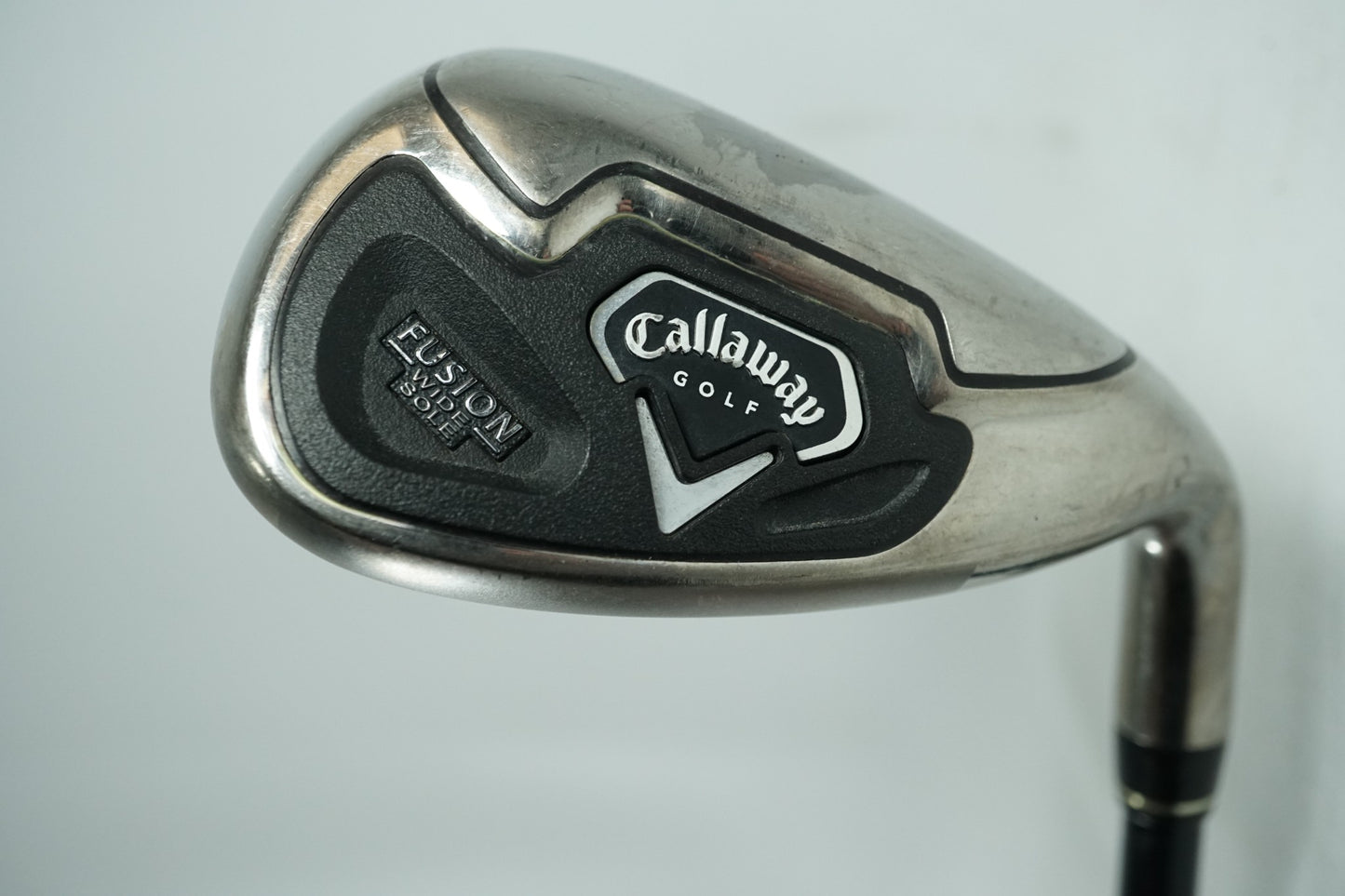Callaway Fusion Wide Sole Sand Wedge / Regular Flex Graphite Shaft / New Grip