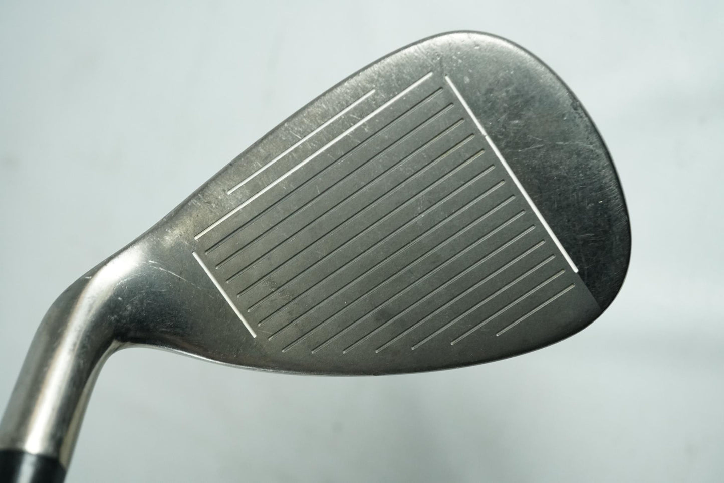 Callaway Fusion Wide Sole Sand Wedge / Regular Flex Graphite Shaft / New Grip