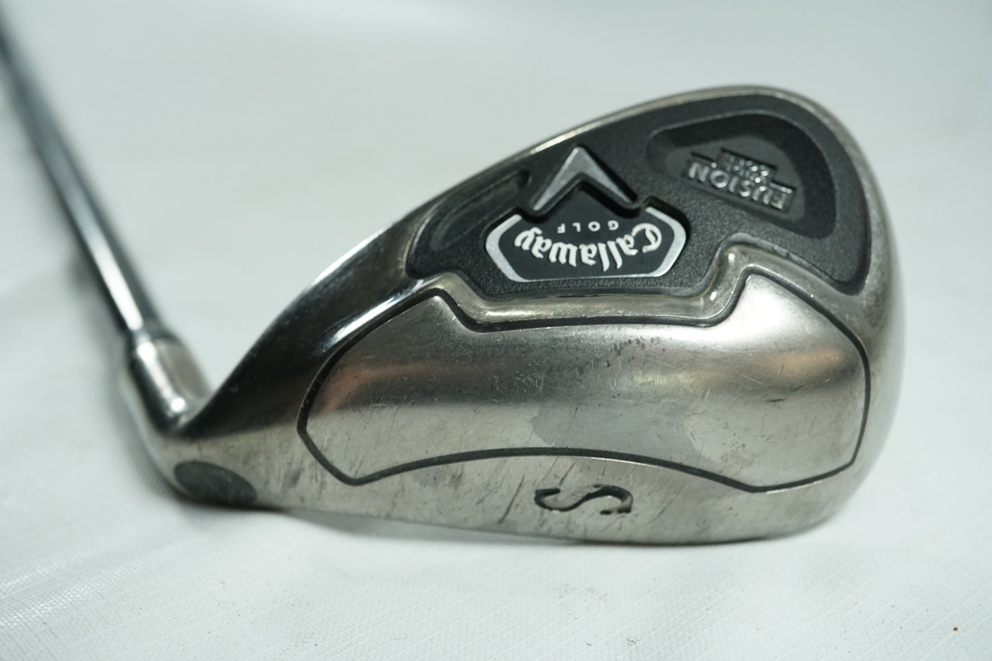 Callaway Fusion Wide Sole Sand Wedge / Regular Flex Graphite Shaft / New Grip