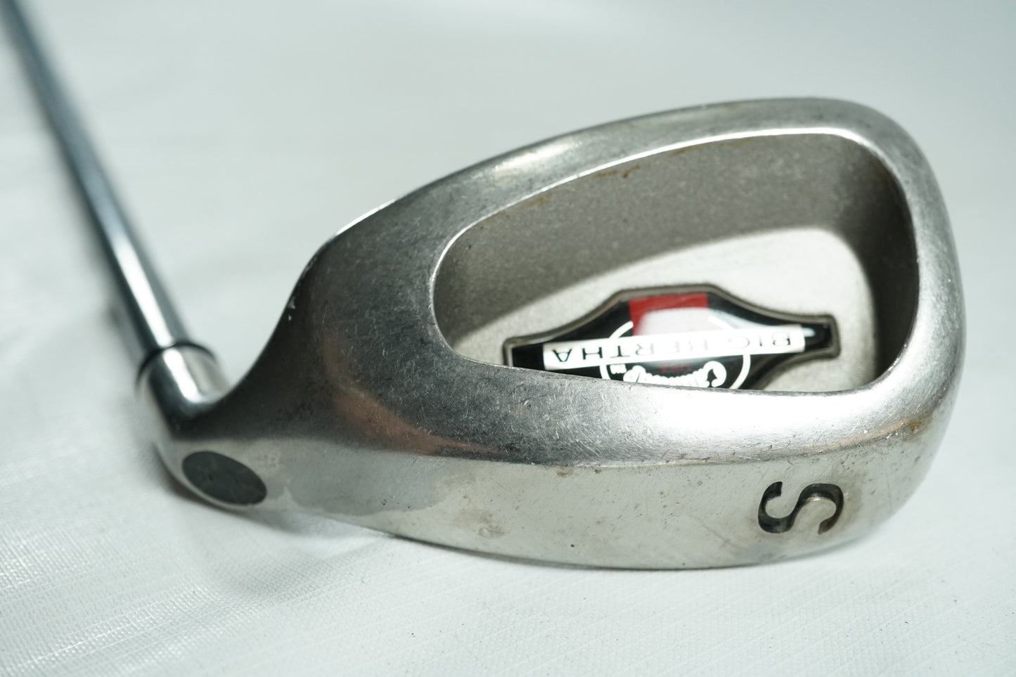 Callaway Big Bertha 1996 Sand Wedge / Regular Flex Graphite Shaft / New Grip