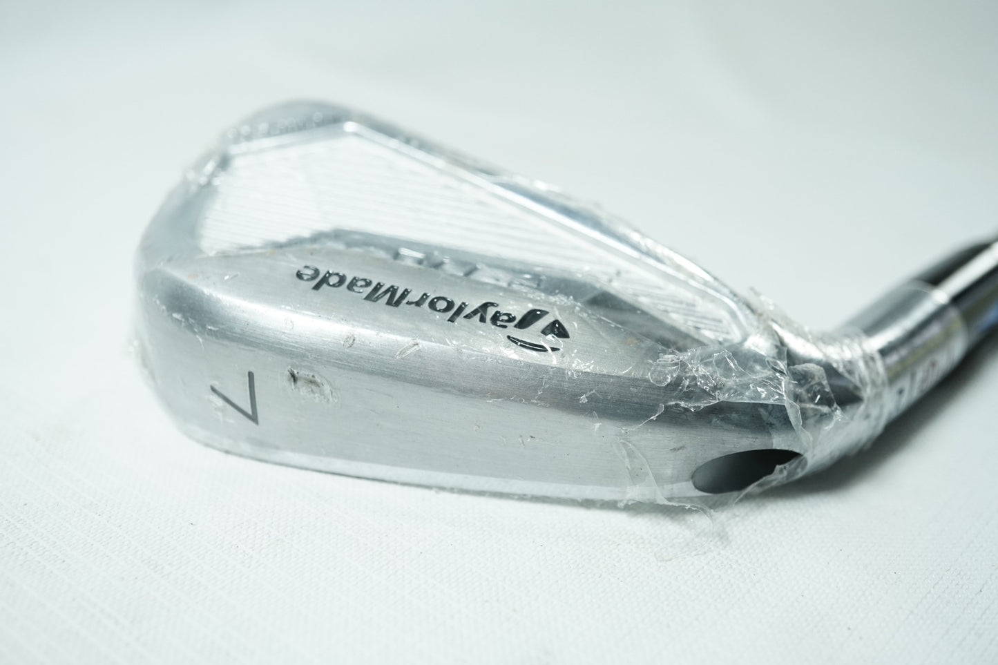 Taylormade P770 7 Iron / Regular Flex Graphite Shaft / Left Handed / Ex Demo