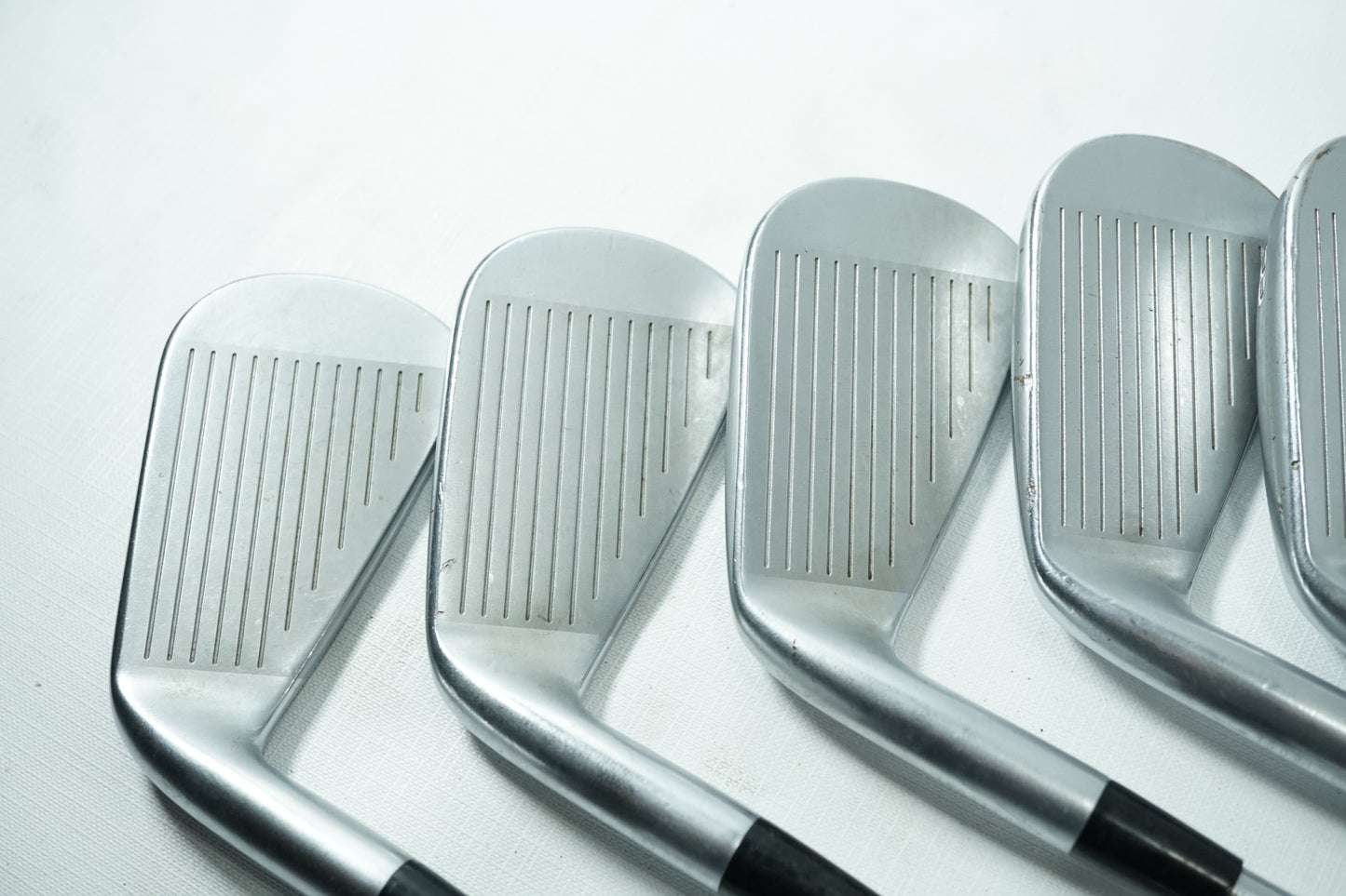 Mizuno JPX 900 Forged Irons / 4-PW / Regular Flex Steel Shafts