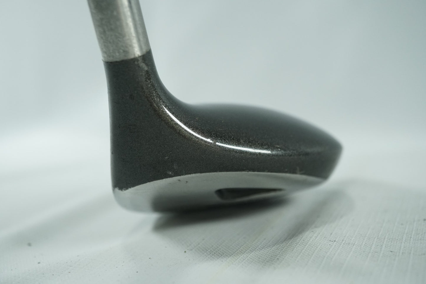 Titleist 975F 5 Wood 18.5° / Regular Flex Graphite Shaft