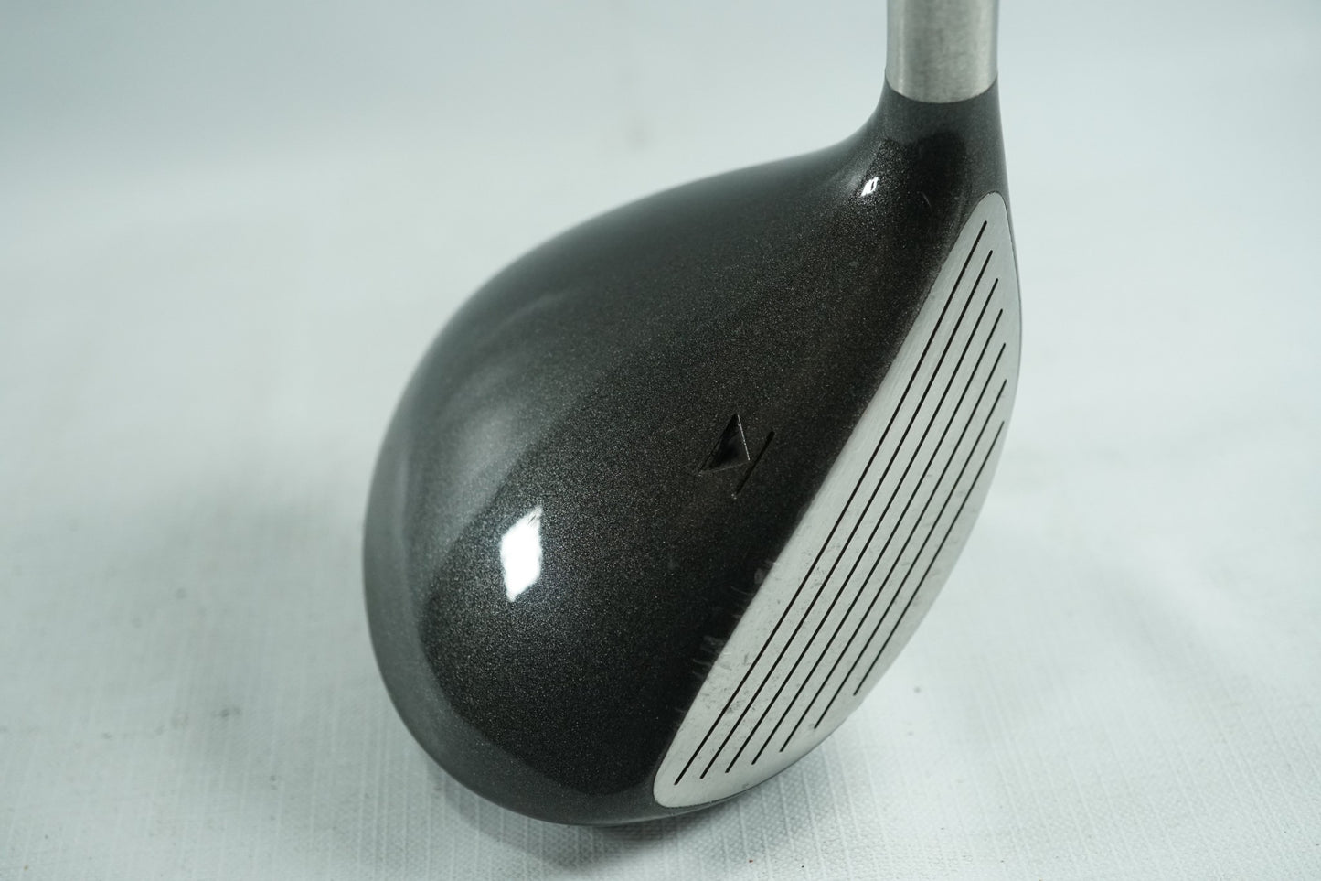Titleist 975F 3 Wood 14.5° / Regular Flex Graphite Shaft / 040725296