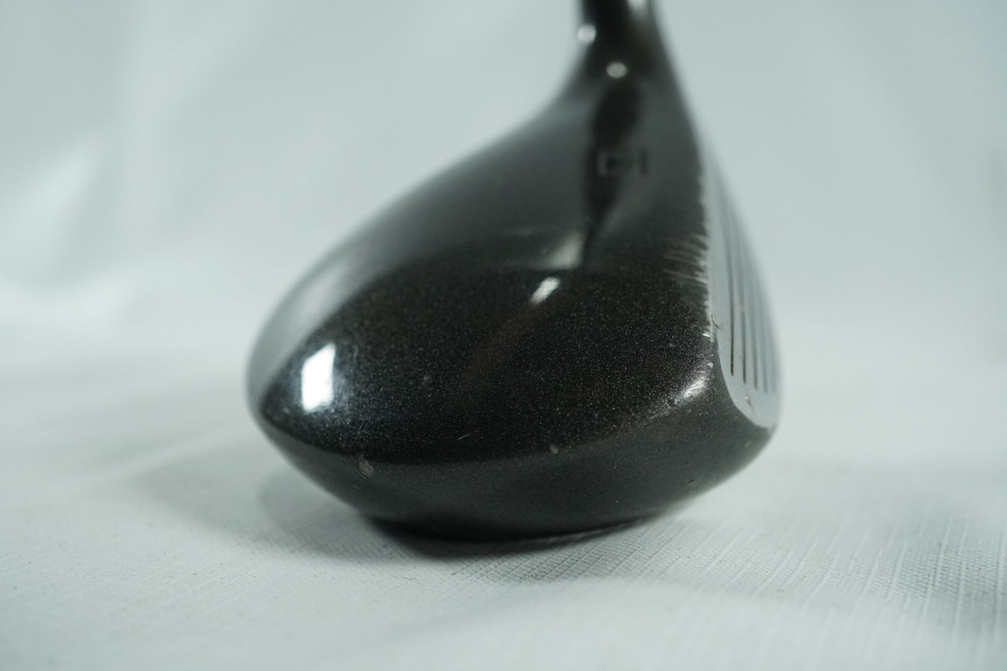 Titleist 975F 5 Wood 18.5° / Regular Flex Graphite Shaft