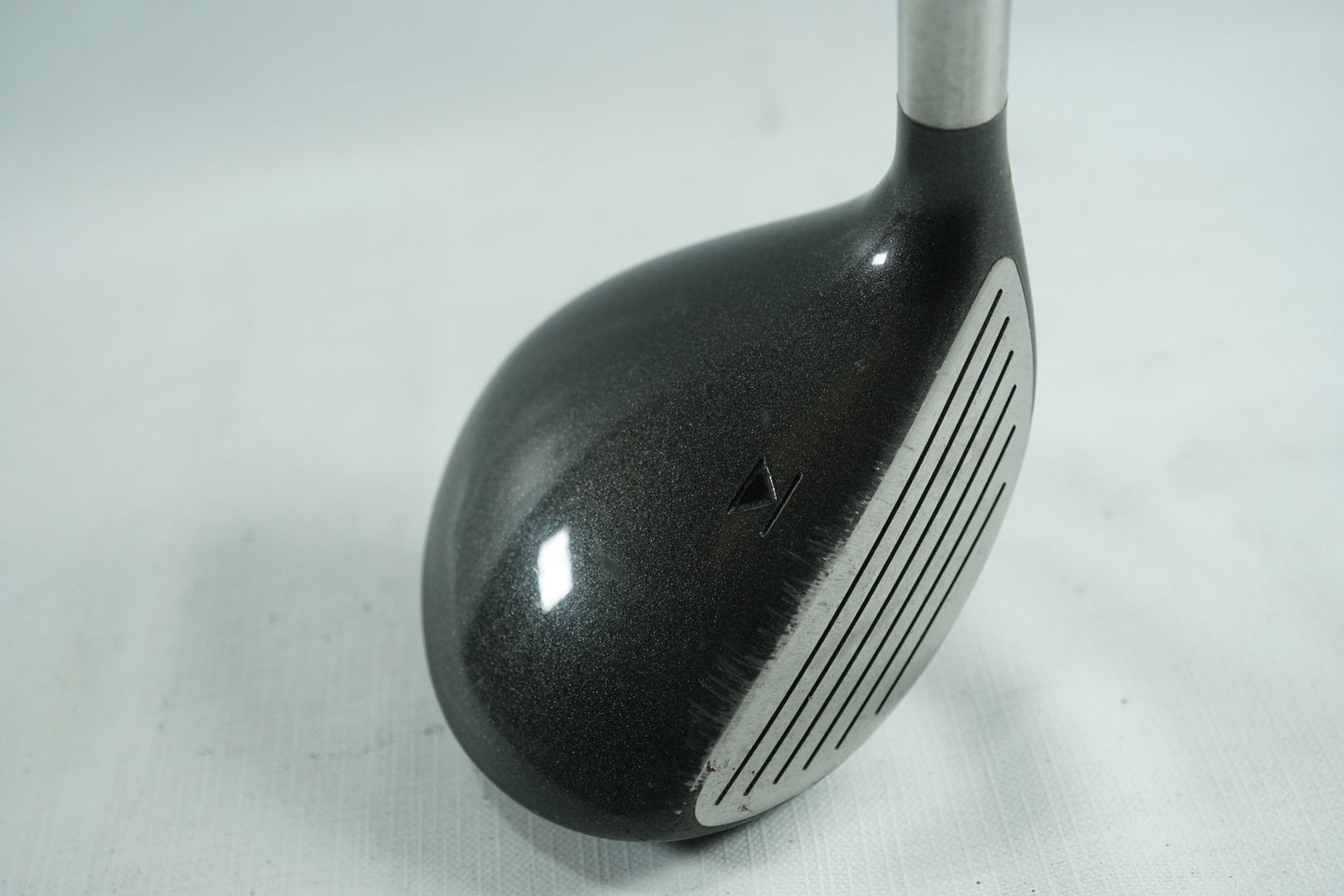 Titleist 975F 5 Wood 18.5° / Regular Flex Graphite Shaft