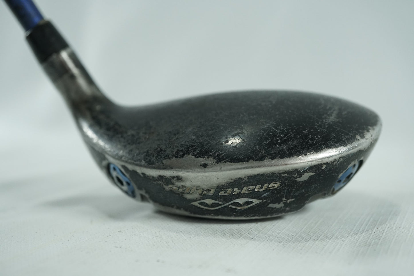 Snake Eyes Viper Tour 3 Hybrid 21° / Regular Flex Graphite Shaft