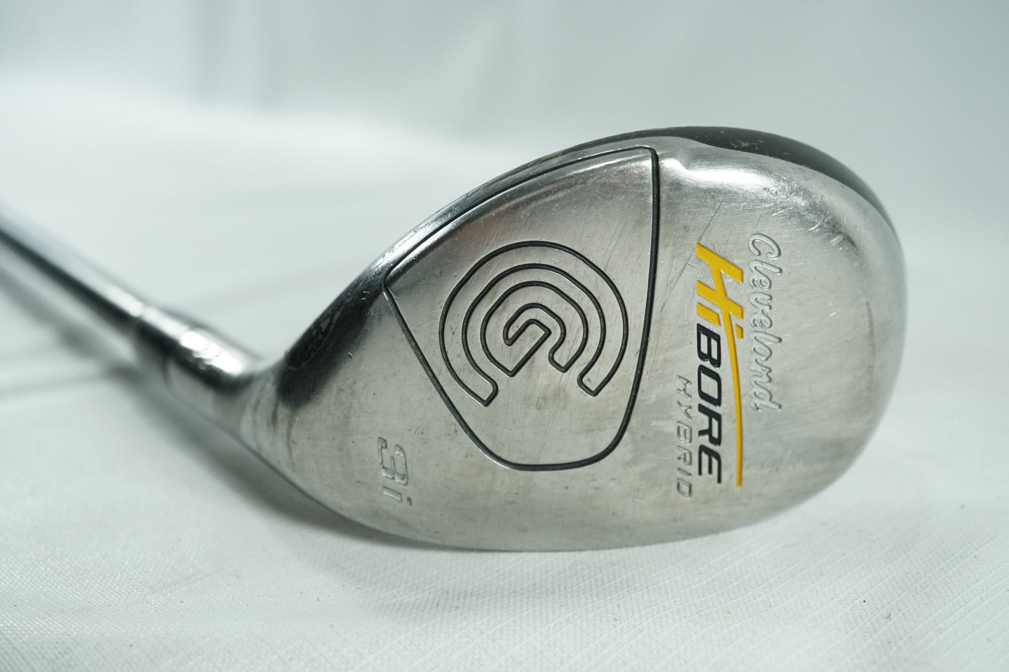Cleveland HiBore 3 Hybrid 22° / Regular Flex Graphite Shaft