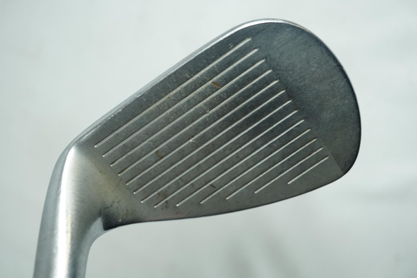 Mizuno JPX 900 Forged Gap Wedge / Regular Flex Steel Shaft