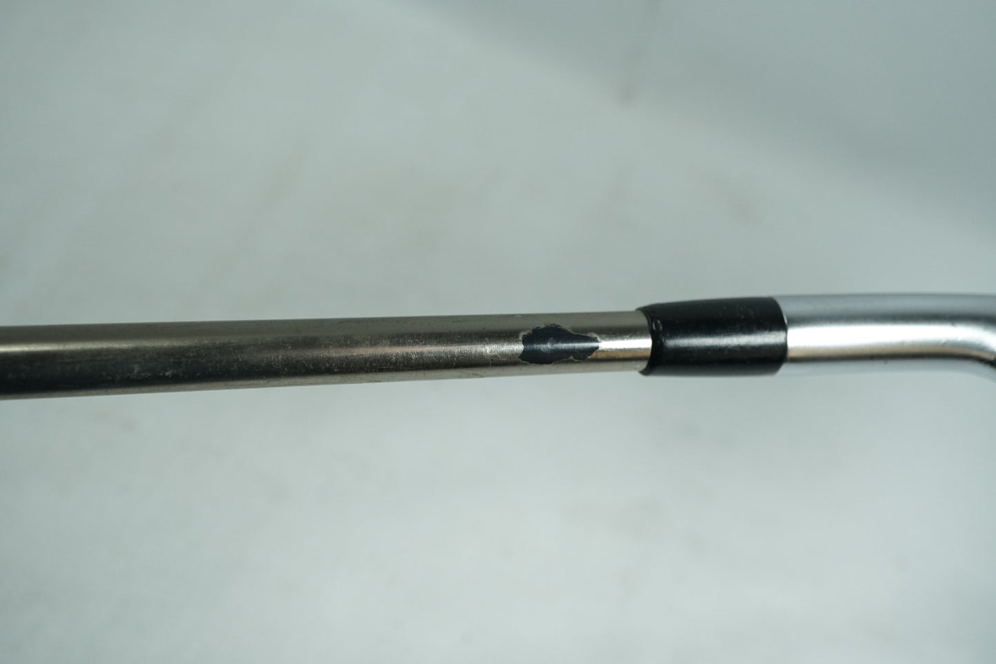 Mizuno JPX 821 Hot Metal Pitching Wedge / Regular Flex Graphite Shaft