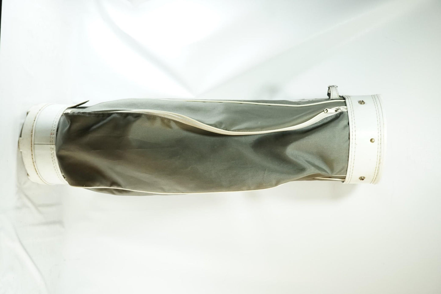 Adidas Retro Golf Bag / Grey and White