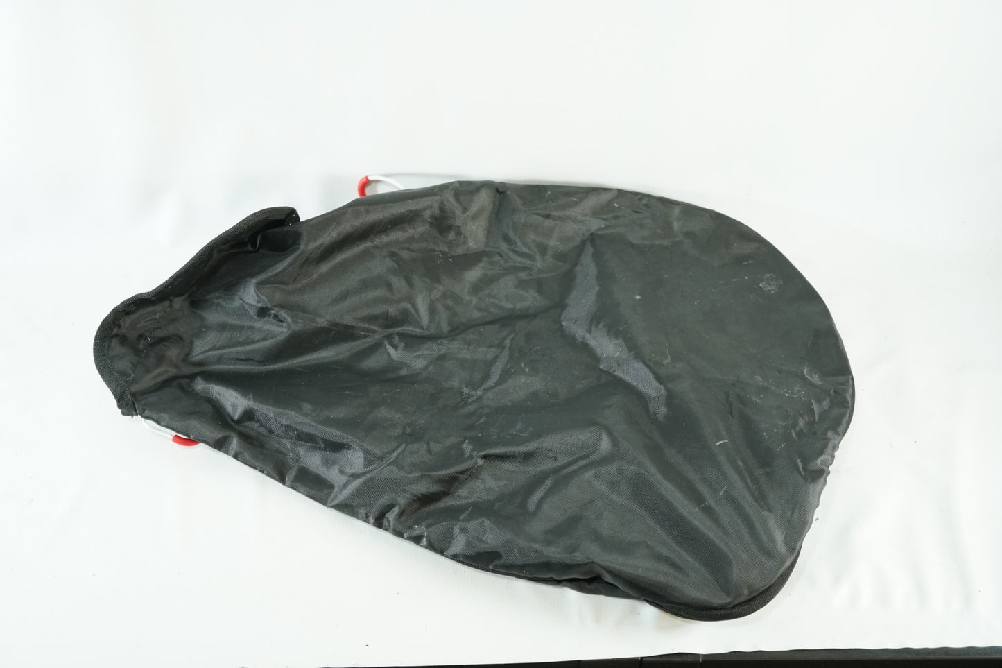 Mizuno Scratch Sac Lightweight Carry Bag / Black / With Rainhood