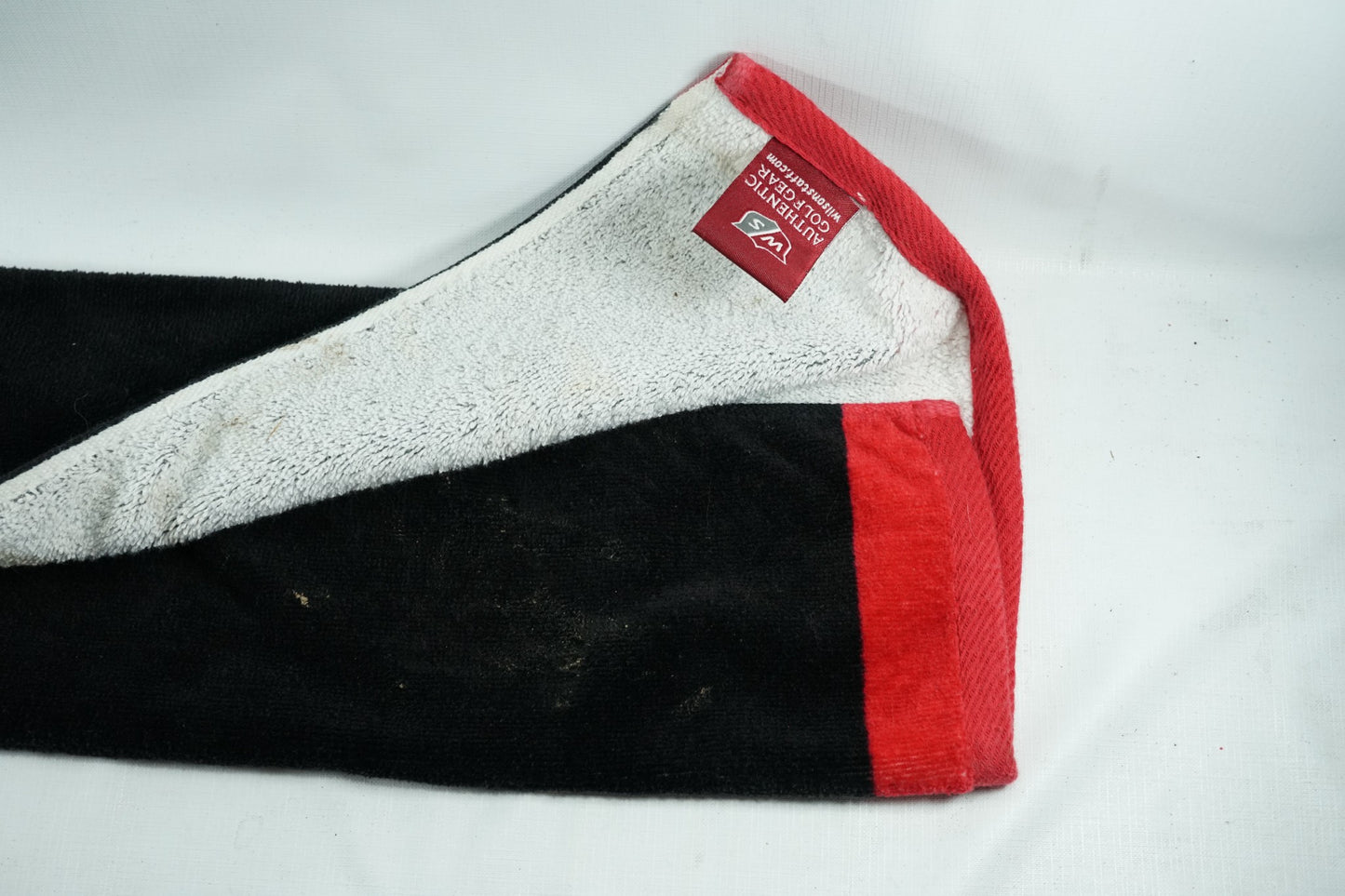 Wilson Golf Towel / Black and Red