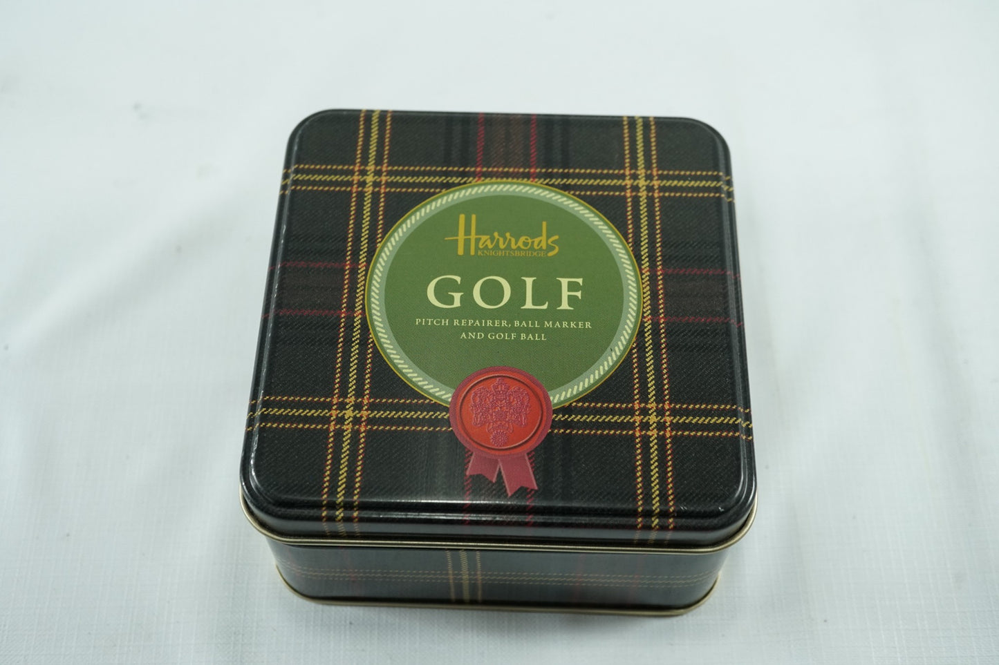 Harrods Golf Gift Set / Divot Tool, Marker and Ball