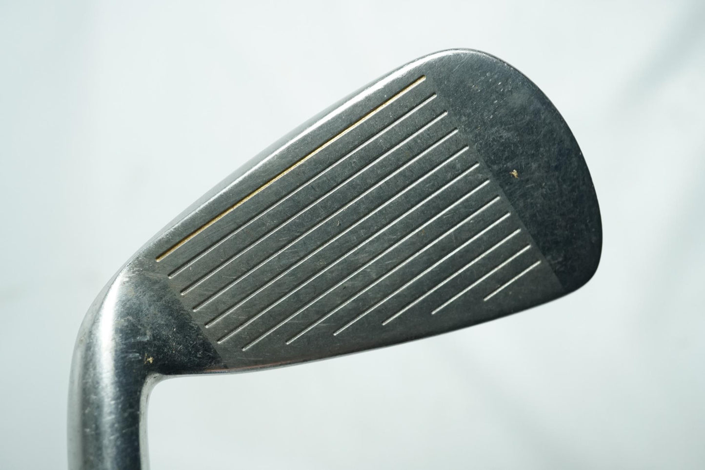 Wilson Di7 5 Iron / Regular Flex Graphite Shaft