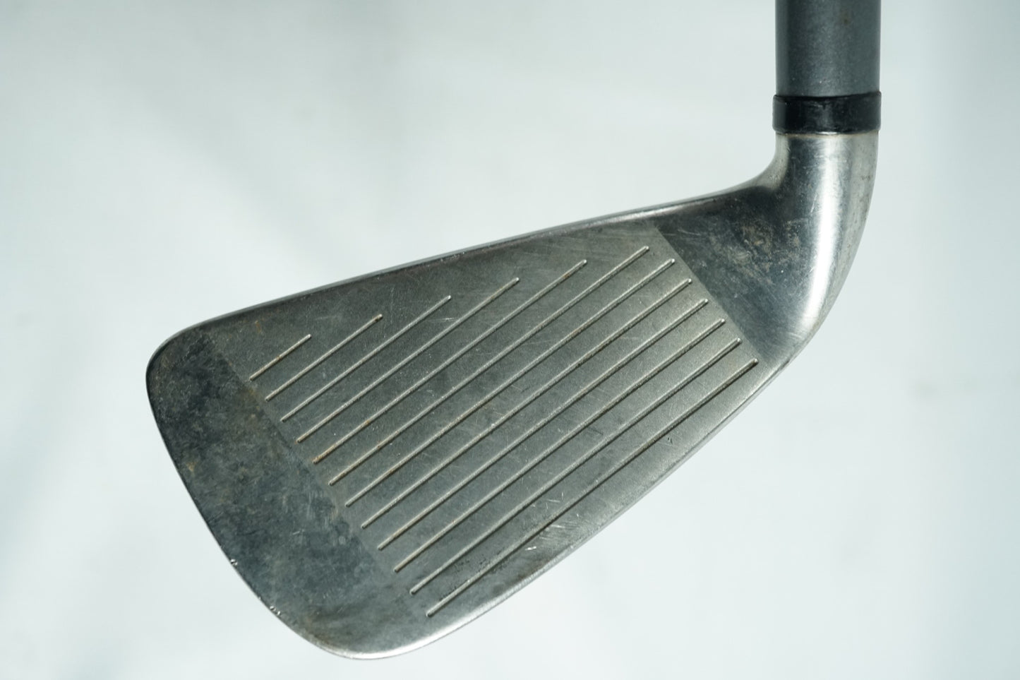 Wilson Fatshaft 7 Iron / Regular Flex Graphite Shaft
