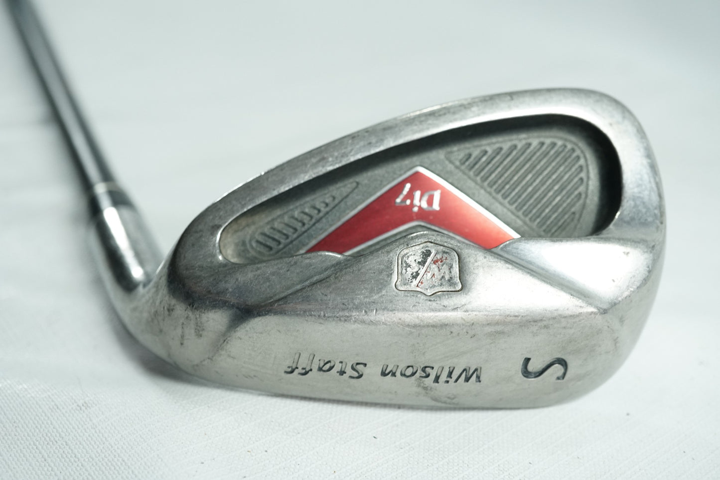 Wilson Di7 Sand Wedge / Regular Flex Graphite Shaft