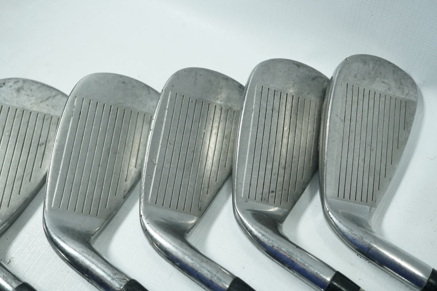 Wilson D100 Irons / 5-PW / Uniflex Steel Shafts