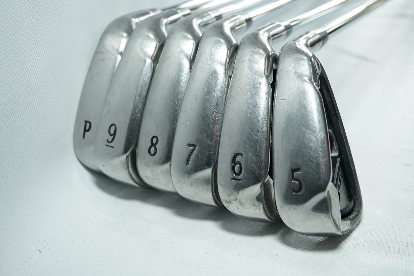Wilson D100 Irons / 5-PW / Uniflex Steel Shafts