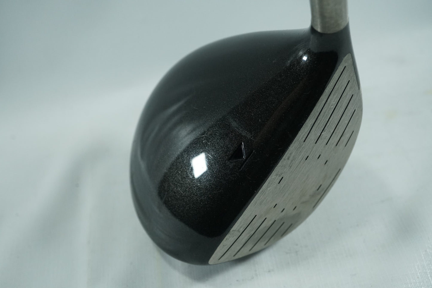 Titleist 983K Driver 9.5° / Stiff Flex Graphite Shaft / New Grip