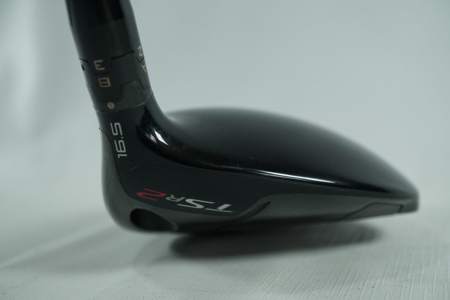 Titleist TSR2 4 Wood 16.5° / Regular Flex Graphite Shaft
