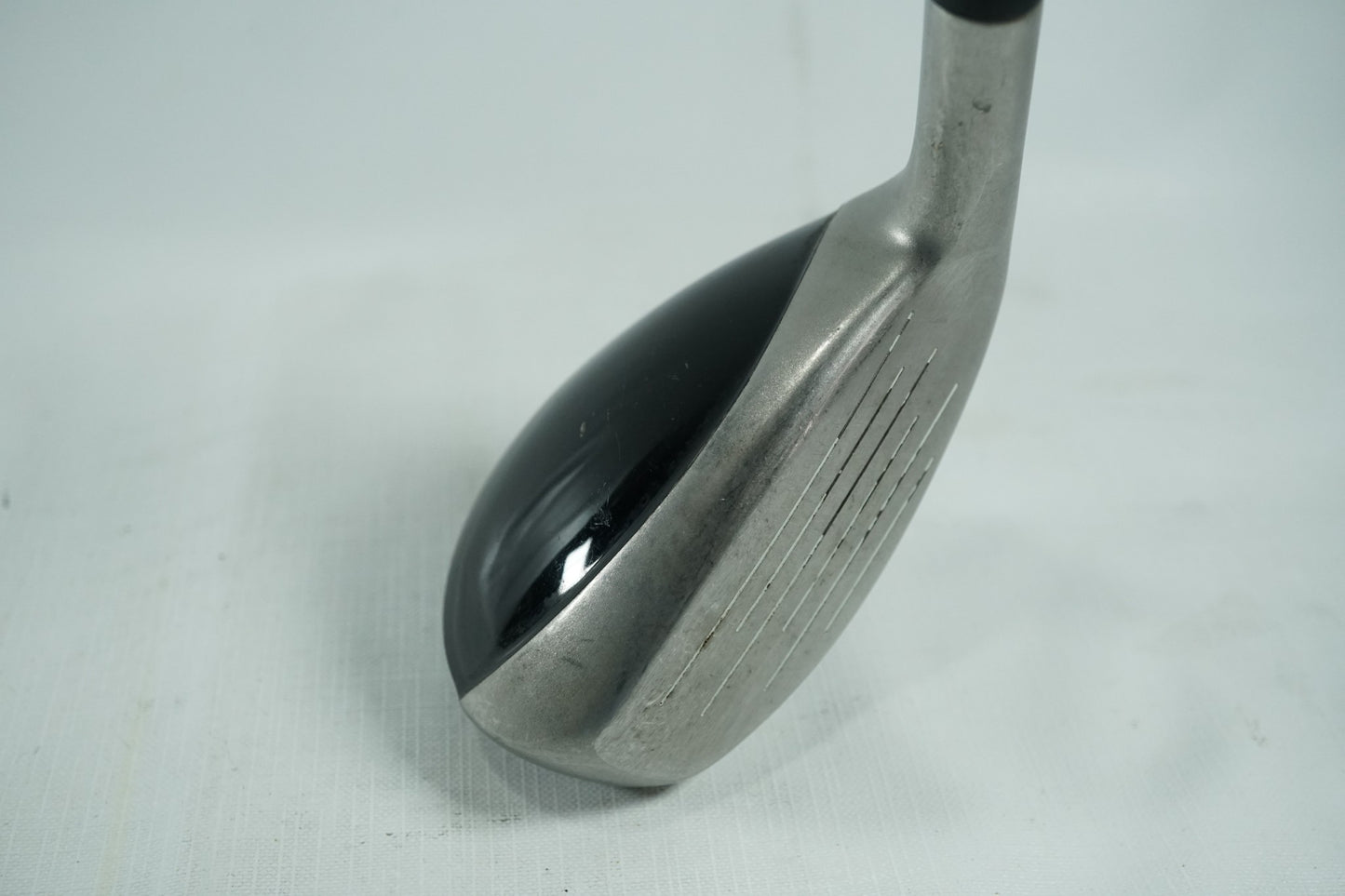 Taylormade Rescue Mid 2 Hybrid 16° / Regular Flex Graphite Shaft