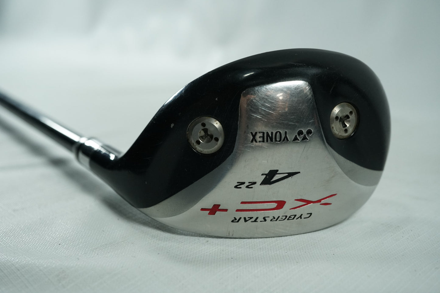 Yonex Cyberstar XC+ 4 Hybrid 22° / Regular Flex Graphite Shaft