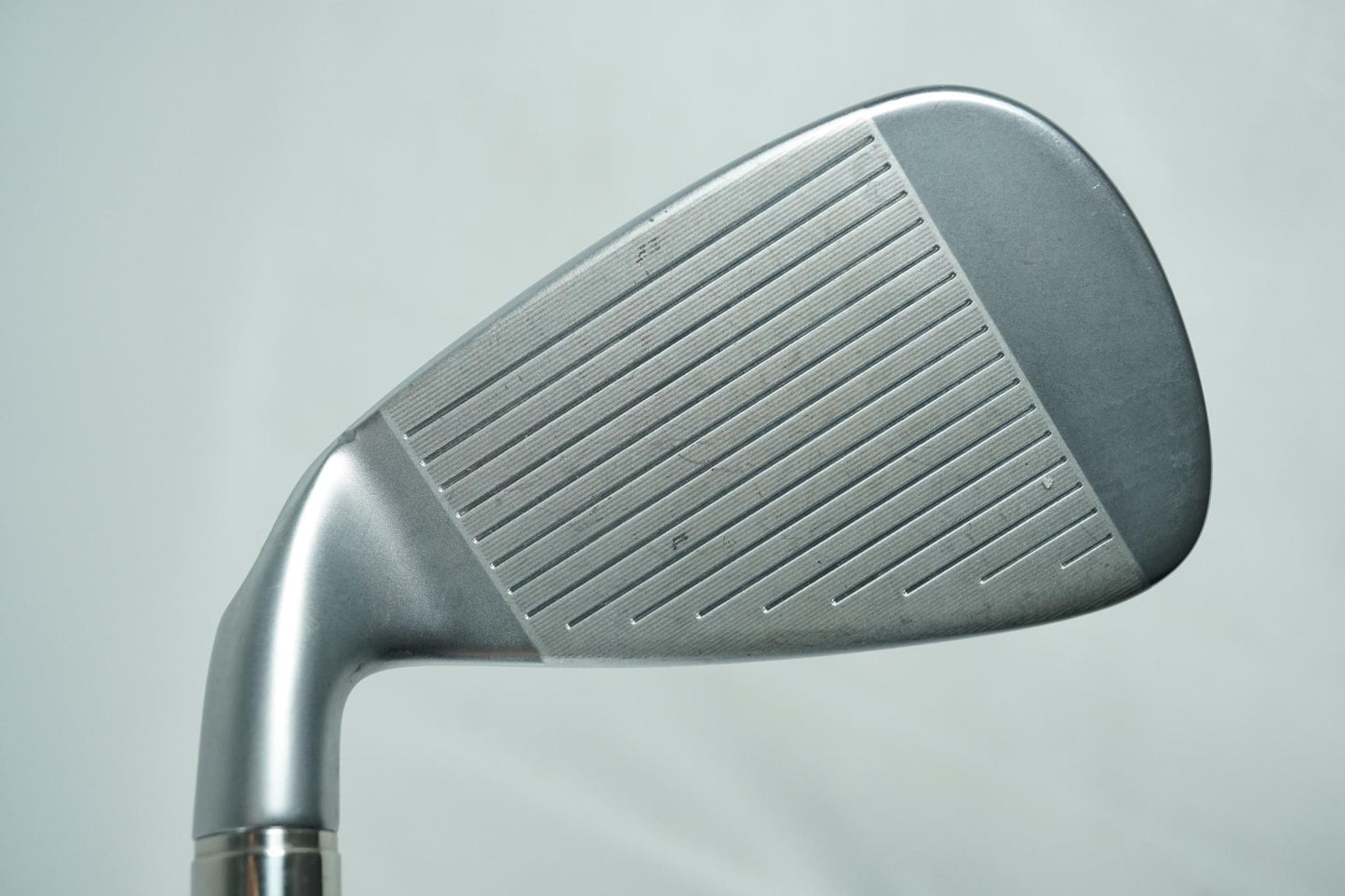 Cleveland Launcher UHX 7 Iron / Regular Flex Steel Shaft / Ex Demo