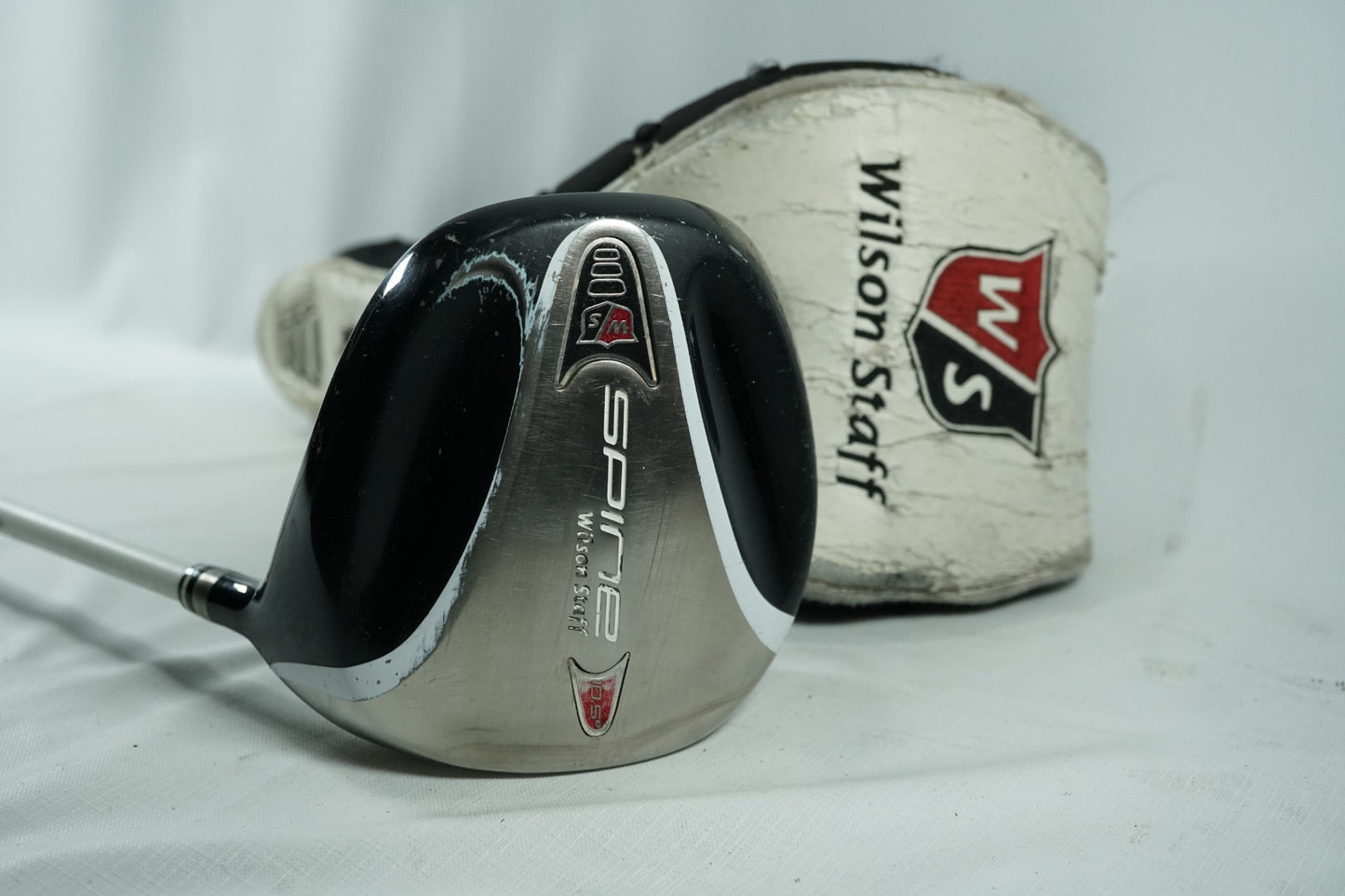 Wilson Spine Driver 10.5° / Regular Flex Graphite Shaft / New Grip