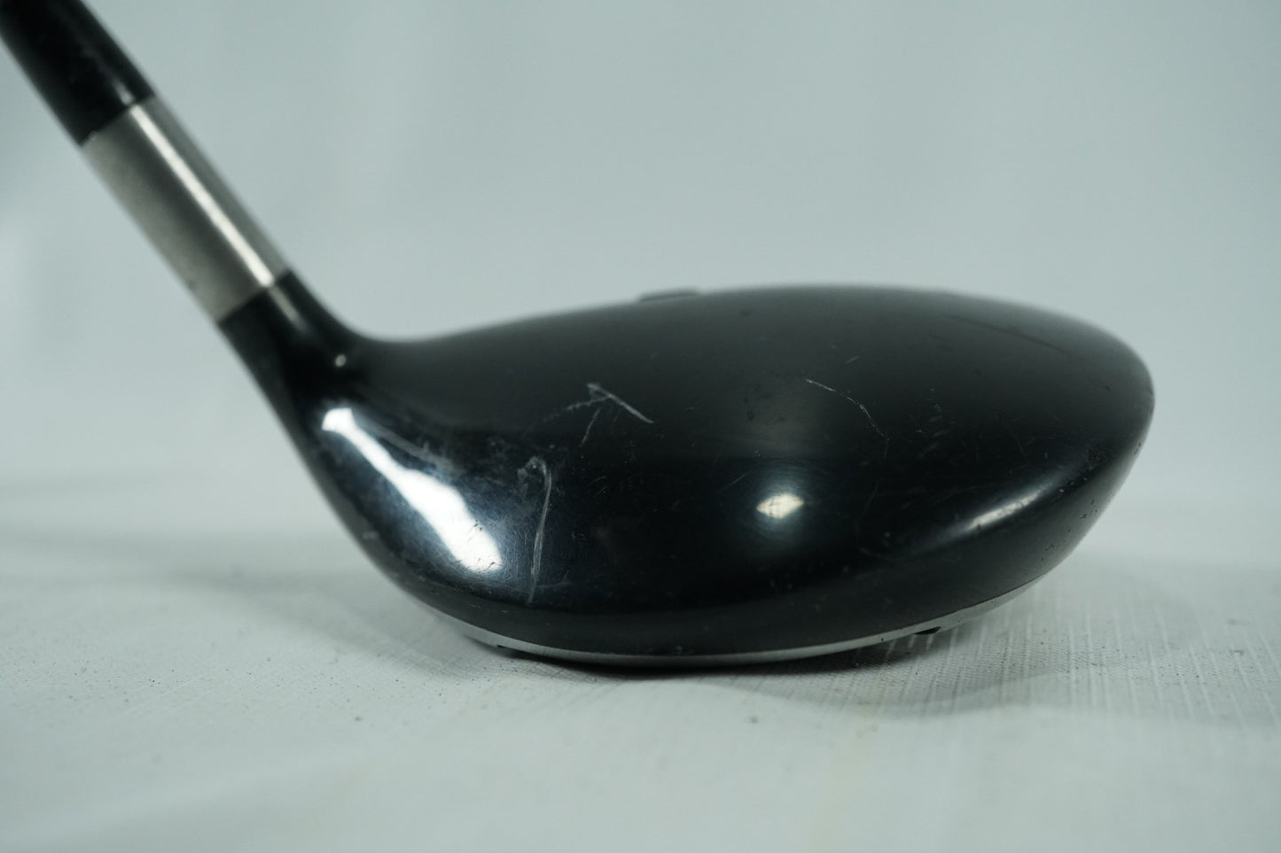 Titleist 906F4 5 Wood 18.5° / Stiff Flex Graphite Shaft / New Grip