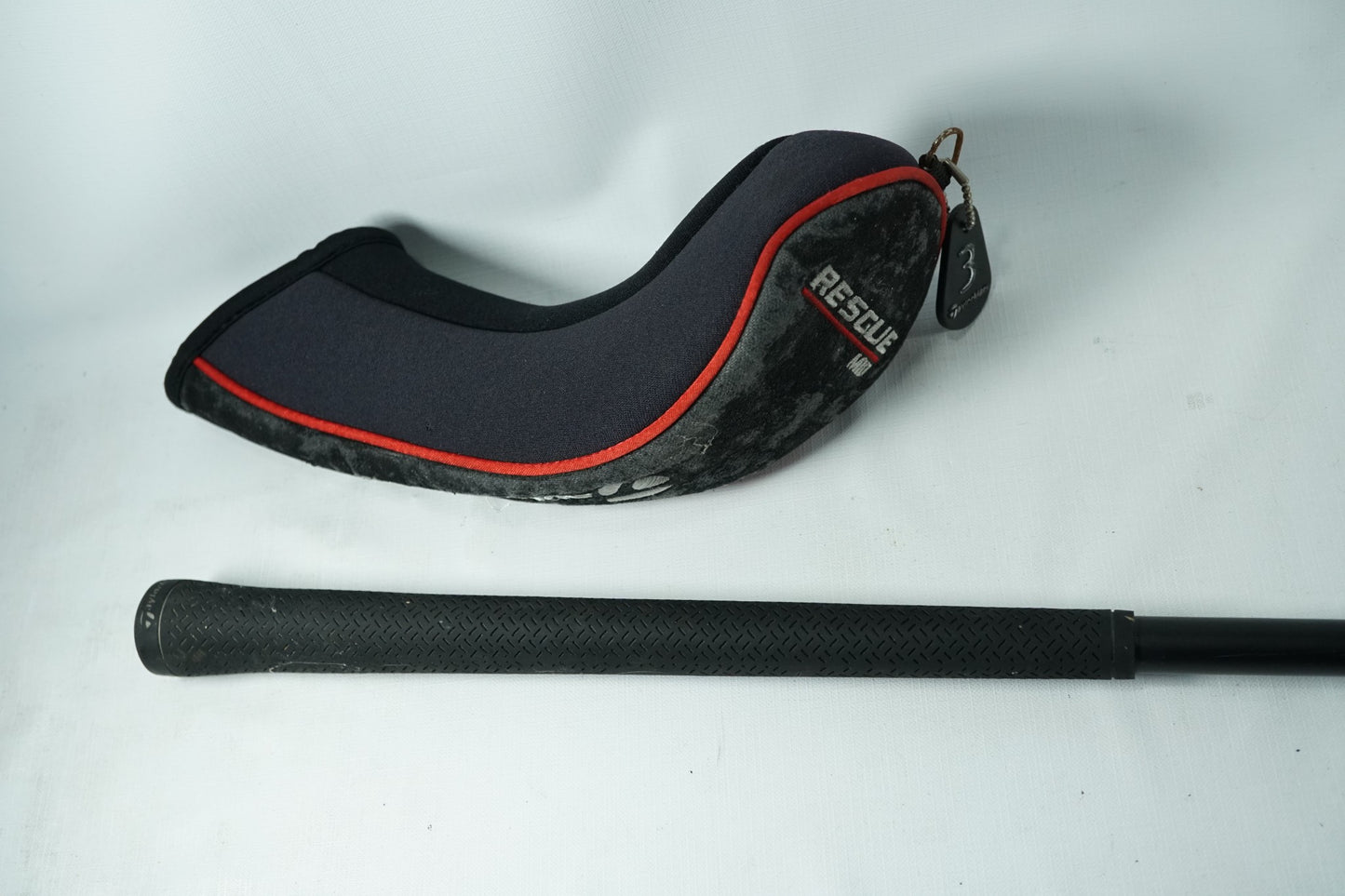 Taylormade Rescue Mid 3 Hybrid 19° / Regular Flex Graphite Shaft / VGC