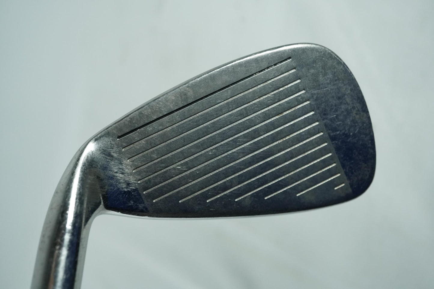 Wilson Deep Red 2 6 Iron / Ladies Flex Graphite Shaft