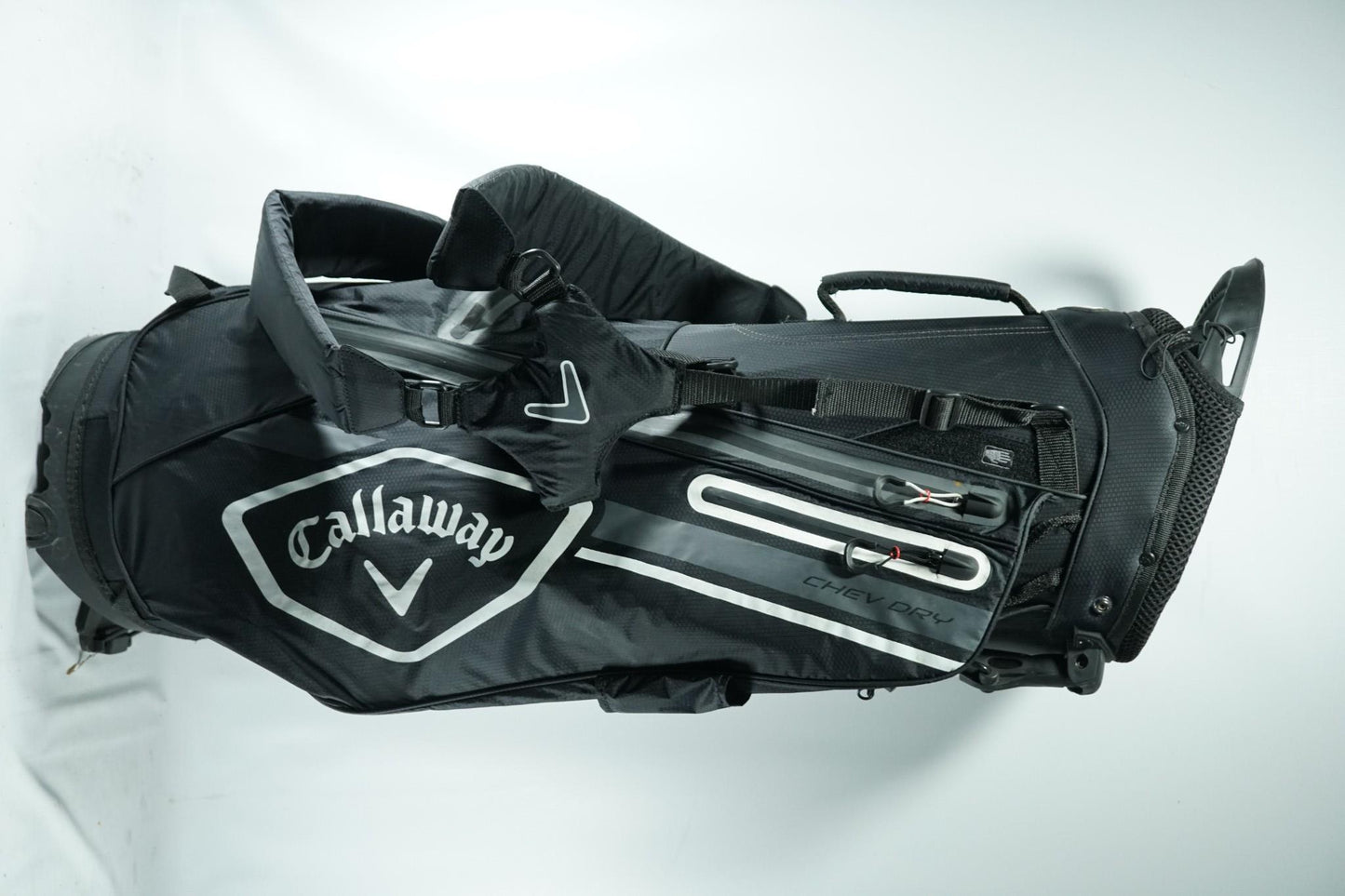 Callaway Chev Dry Stand Bag / Black / With Rainhood