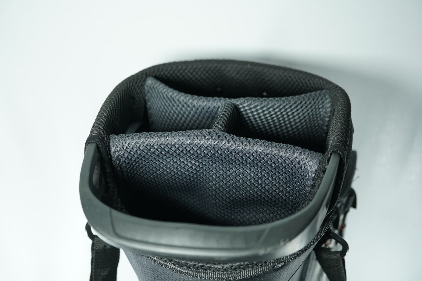 Callaway Chev Dry Stand Bag / Black / With Rainhood