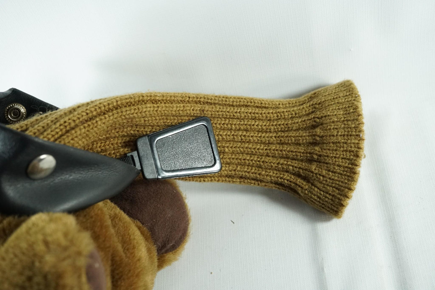 Dog Smoking Cigar Headcover / Wood