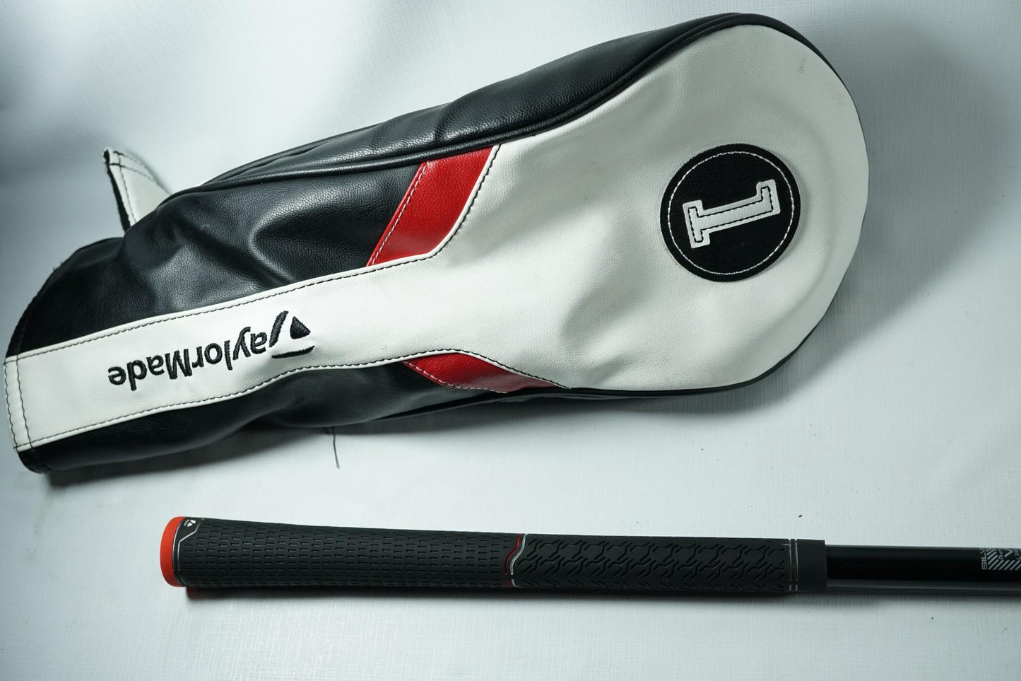 Taylormade M6 Driver 9° / Stiff Flex Graphite Shaft
