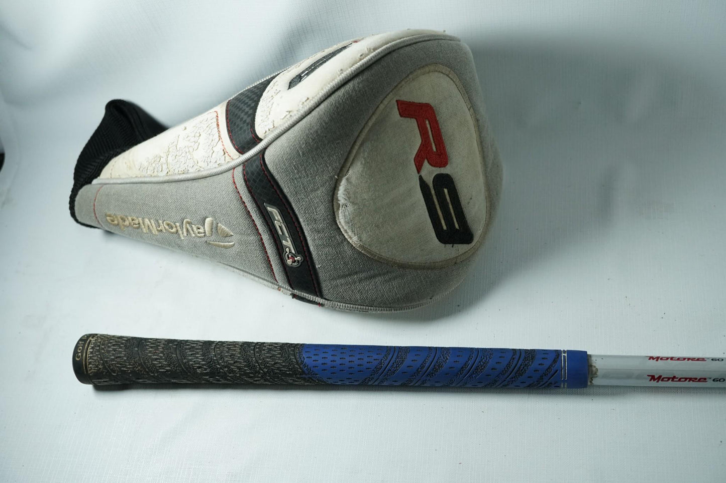 Taylormade R9 Supertri Driver 10.5° / Regular Flex Graphite Shaft