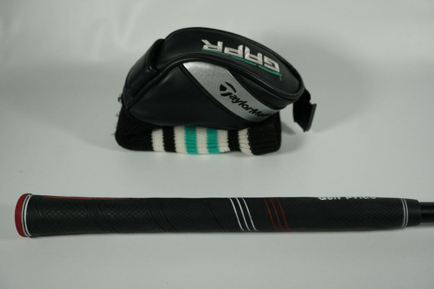 Taylormade GAPR Hi 4 Hybrid 22° / Regular Flex Graphite Shaft / With Headcover