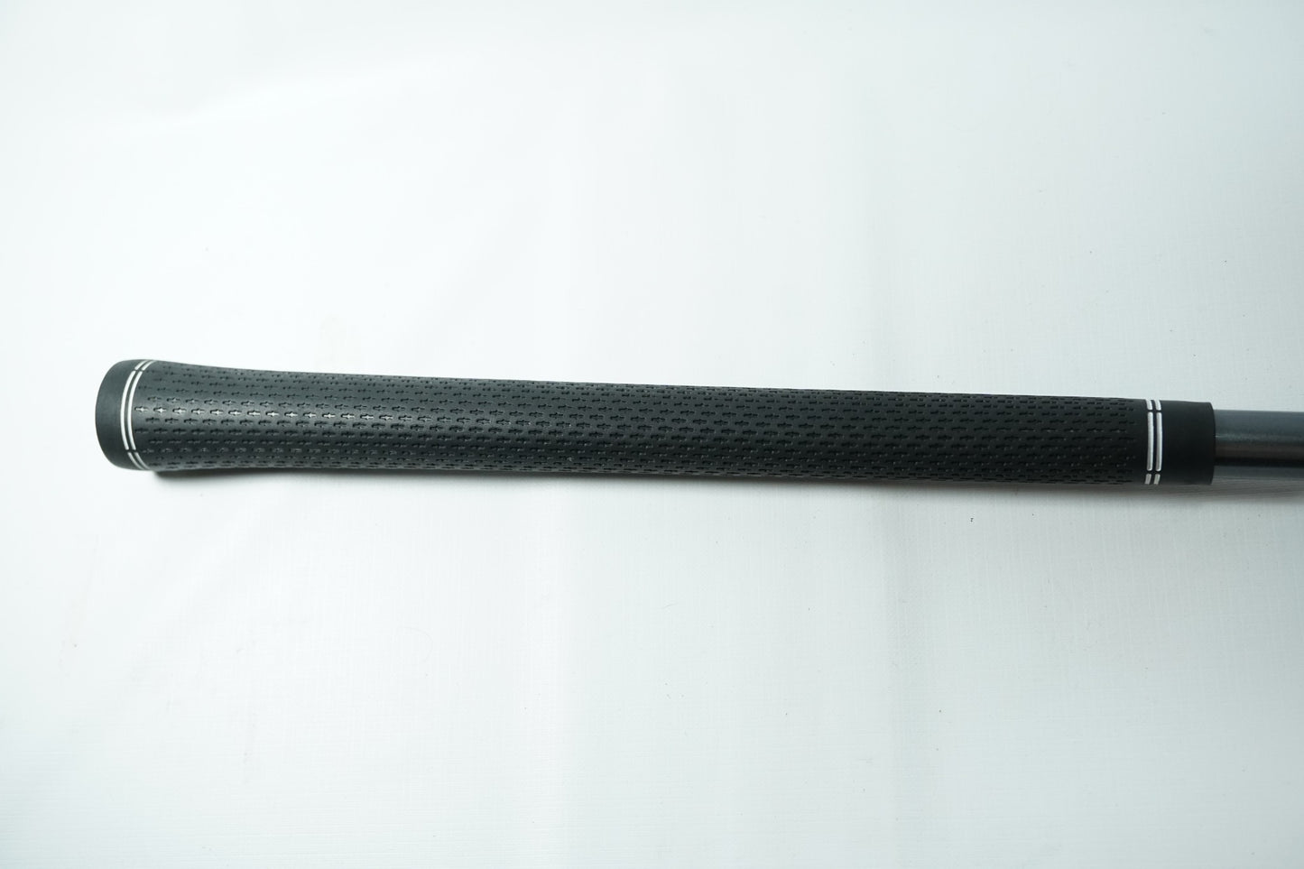 Aldila RIP Phenom / Stiff Graphite / Titleist 1st Gen Adapter / 42.25"