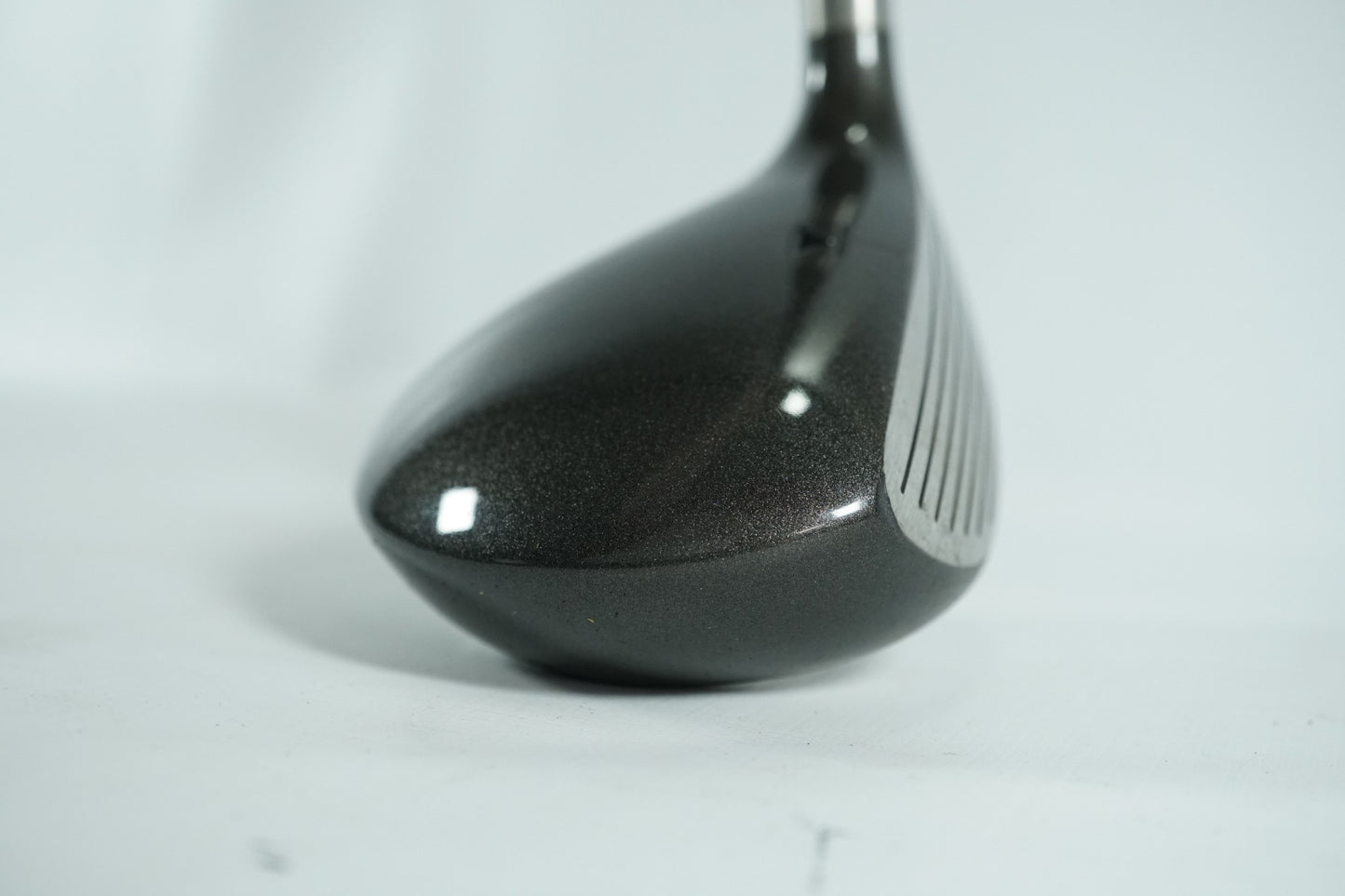 Titleist 975F 3 Wood 16.5° / Regular Flex Graphite Shaft / New Grip
