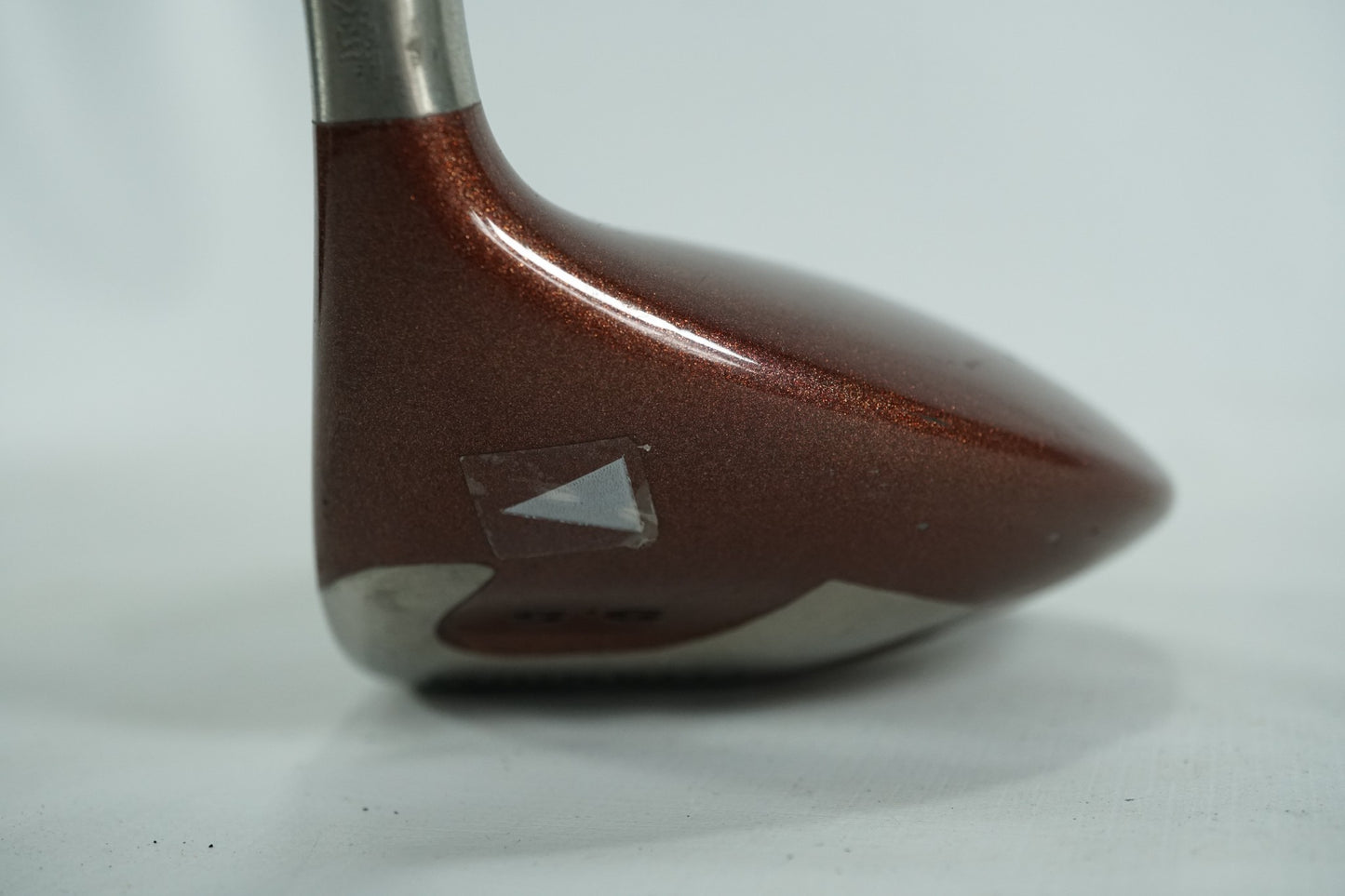 Taylormade Titanium Driver 9.5° / Stiff Flex Graphite Shaft / 250624129