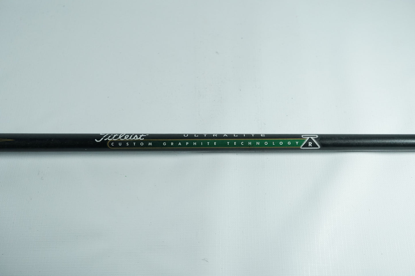 Titleist 975D Driver 9.5° / Regular Flex Graphite Shaft / New Grip