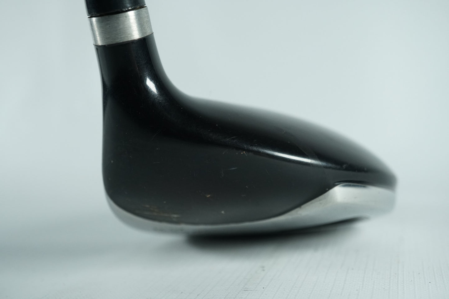 Wilson Deep Red 2 3 Wood 15° / Regular Flex Graphite Shaft