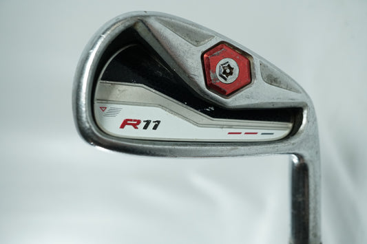 Taylormade R11 7 Iron / Stiff Flex Steel Shaft