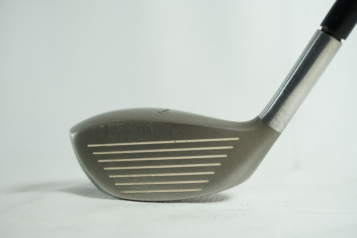Taylormade Burner 4 Wood 18° / Stiff Flex Graphite Shaft / New Grip