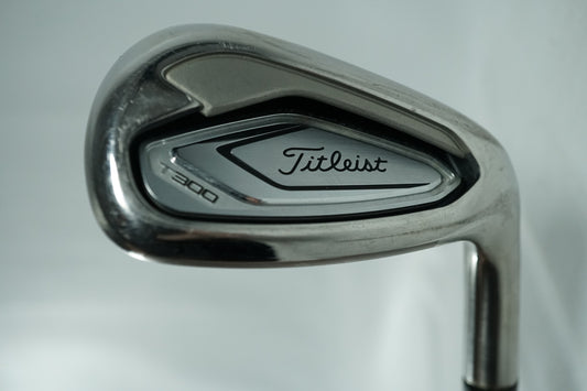 Titleist T300 48° Wedge / Stiff Flex Steel Shaft